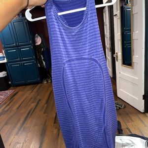 Lululemon swiftly tank size 4